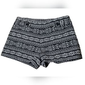 EUC Forever 21 Black and White Tribal Print Shorts Size XS